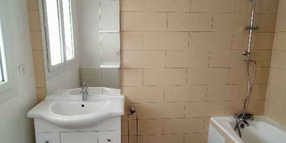 maison à AIRE SUR L ADOUR (40800)